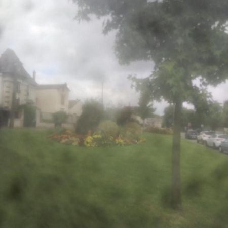 Loue Studio Propre !, Endroit Tres Calme, A 5 Minutes Gare Mantes La Jolie, Buitenkant foto