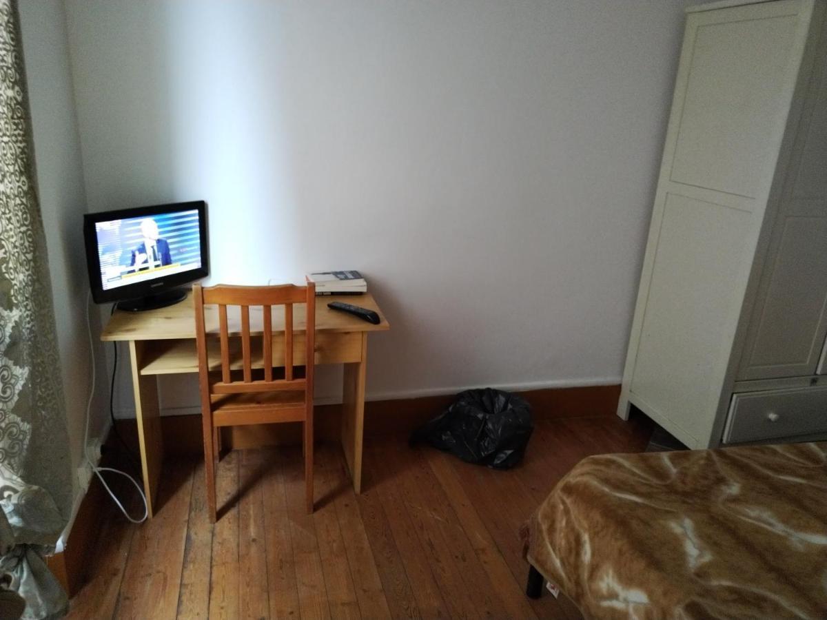 Loue Studio Propre !, Endroit Tres Calme, A 5 Minutes Gare Mantes La Jolie, Buitenkant foto